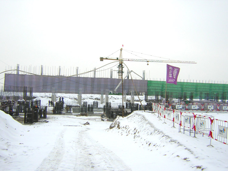 金山熱電廠2*300MW機(jī)組工程主廠房項(xiàng)目